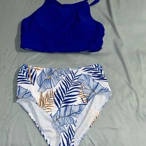 Super cute bikini from shein. IT HAS BOTH PIECES